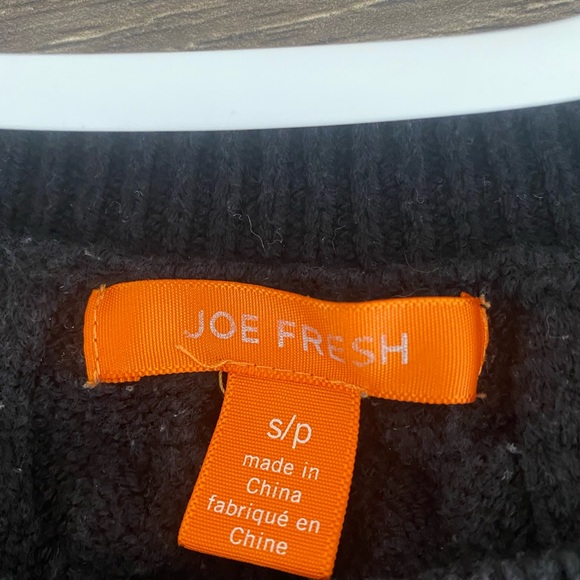 Back Joe Fresh Sweater. - Picture 3 of 3